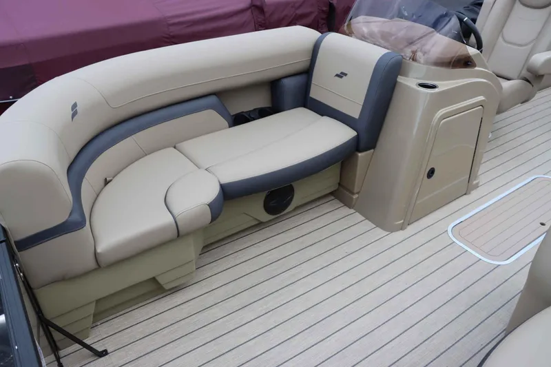 Slide: The Image of Starcraft EXS 3DL 2025 - 15