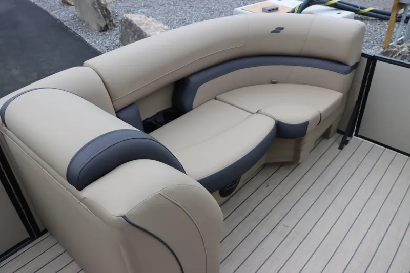 Slide: The Image of Starcraft EXS 3DL 2025 - 17