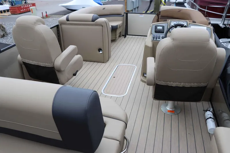 Slide: The Image of Starcraft EXS 3DL 2025 - 22