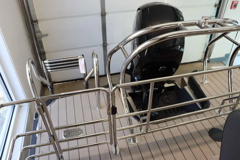 Slide: The Image of Starcraft EXS 3DL 2025 - 42