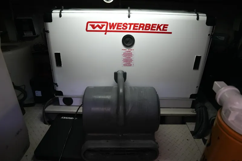 Slide: The Image of Sea Ray Sundancer 510 2001 - 74