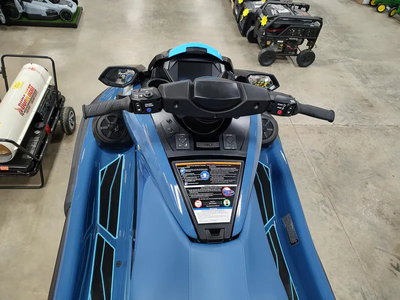 Slide: The Image of 2024 Yamaha WaveRunner FX Cruiser HO, blue, top view in showroom. - 9