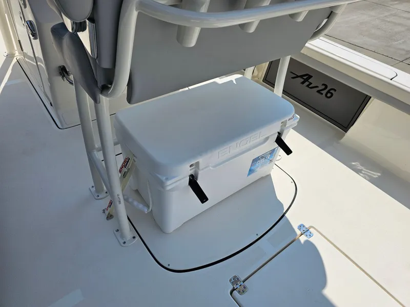 Slide: The Image of 2025 Avenger Boats AV26 - 13