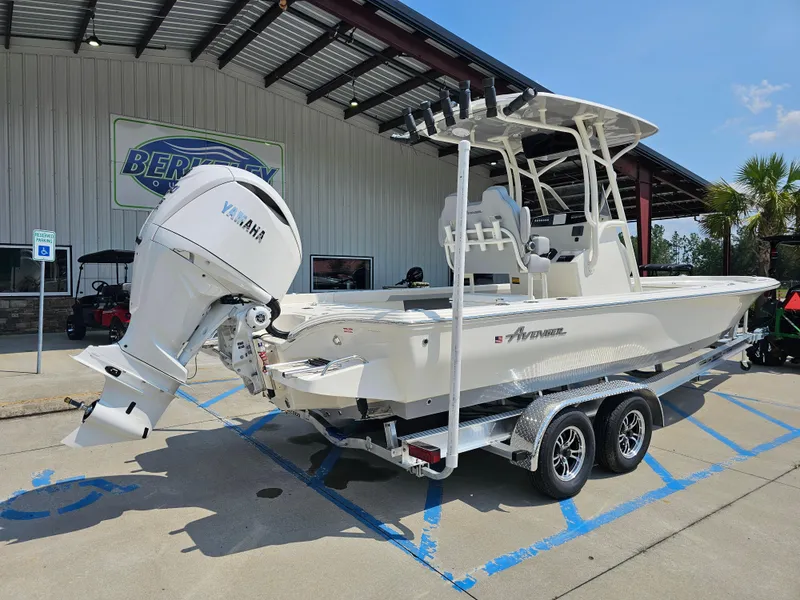 Slide: The Image of 2025 Avenger Boats AV26 - 3