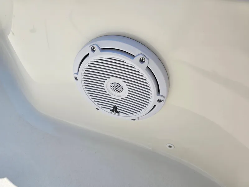 Slide: The Image of 2025 Avenger Boats AV26 - 30