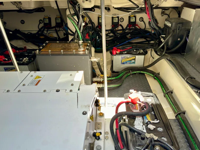 Slide: The Image of 38 Formula 380 Super Sport Crossover-Engine Room - 34