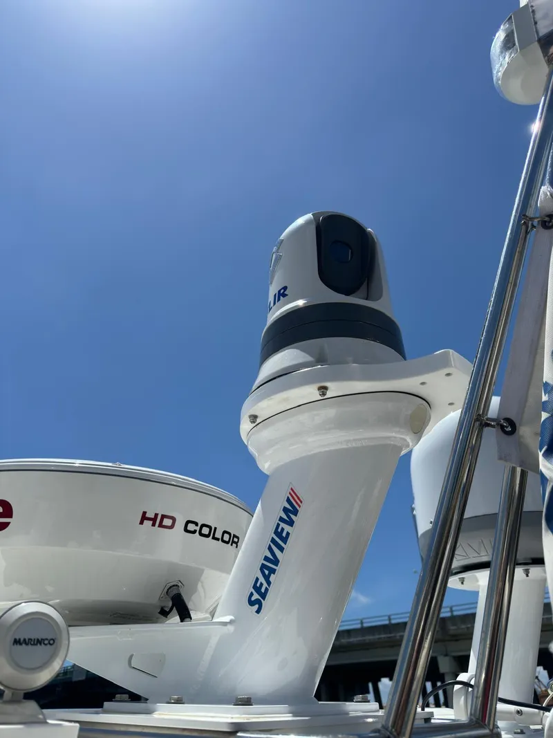 Slide: The Image of 38 Formula 380 Super Sport Crossover-Navigation - 49