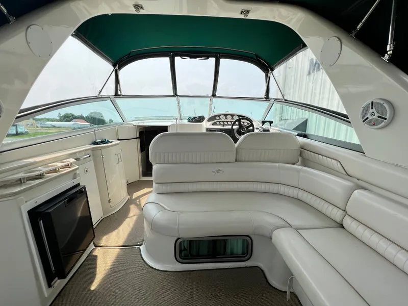 Slide: The Image of Monterey 322 Monterey 2000 - 16