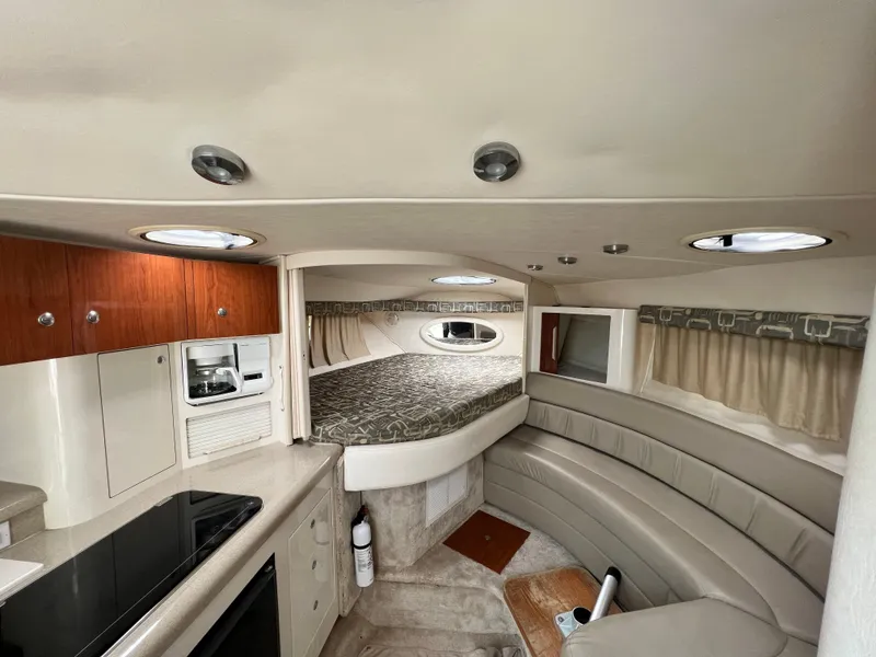 Slide: The Image of Monterey 322 Monterey 2000 - 32