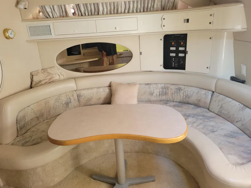 Slide: The Image of Sea Ray 400 Express Cruiser 1996 - 21