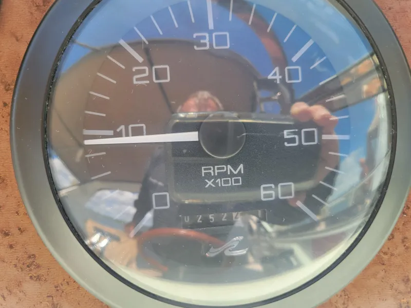 Slide: The Image of Sea Ray 400 Express Cruiser 1996 - 9