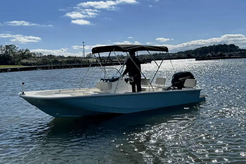 Slide: The Image of Boston Whaler 170 Montauk 2025 - 6