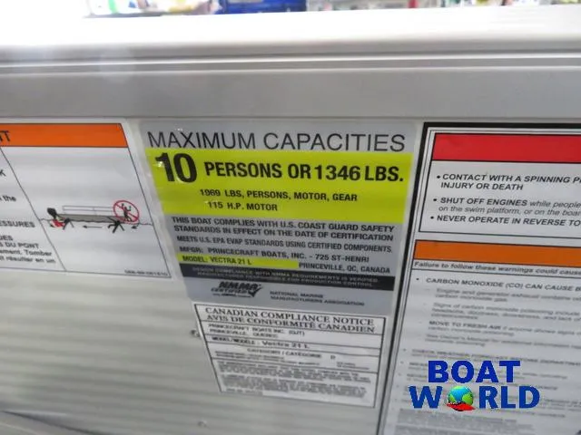 Slide: The Image of Maximum capacity label for 2025 Princecraft Vectra 21 Cruise Lounge Pontoon, 10 persons or 1346 lbs. - 14