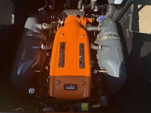 Slide: The Image of MasterCraft X26 2021 - 19