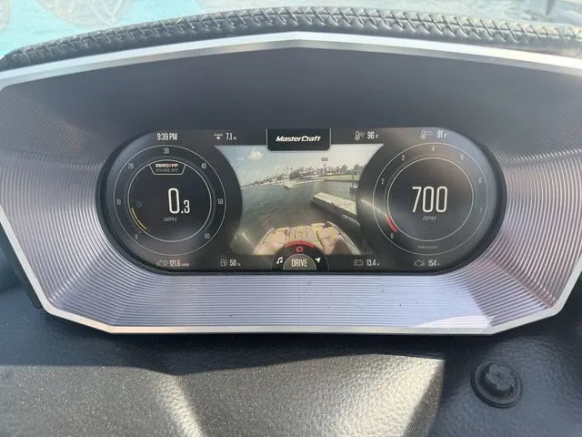 Slide: The Image of MasterCraft X26 2021 - 20