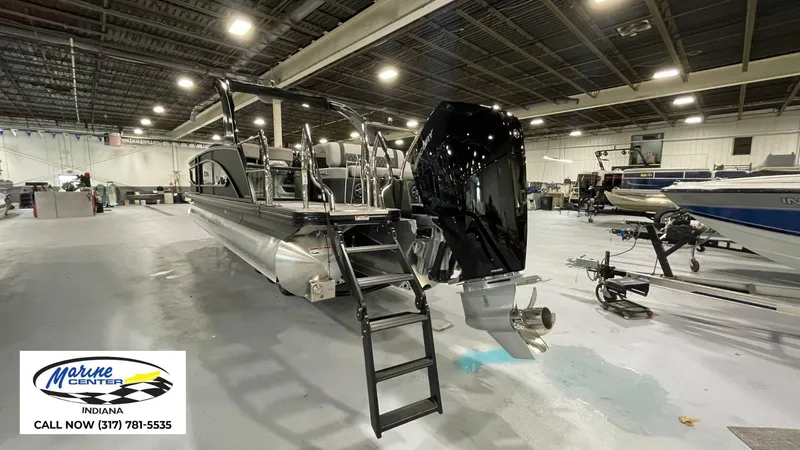 Slide: The Image of Barletta LUSSO 25UEA 2025 - 17