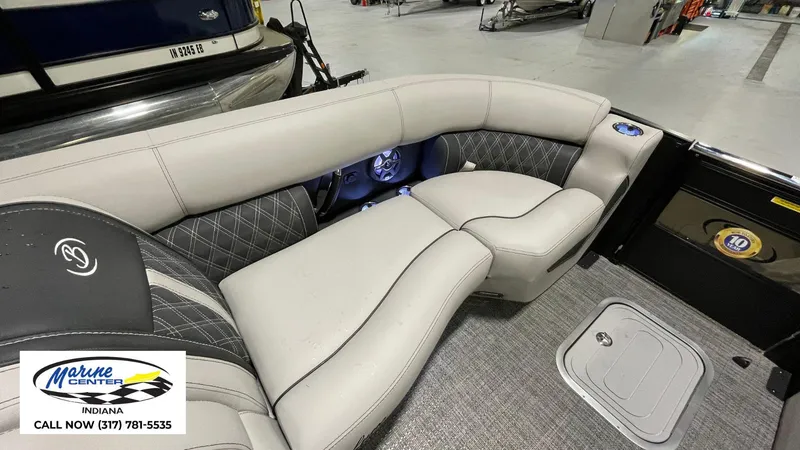 Slide: The Image of Barletta LUSSO 25UEA 2025 - 33