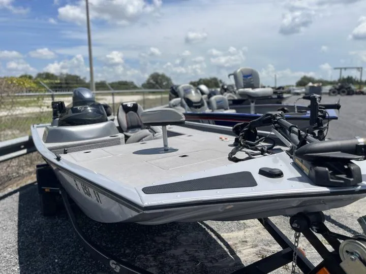 Slide: The Image of G3 Eagle 166 2015 - 7