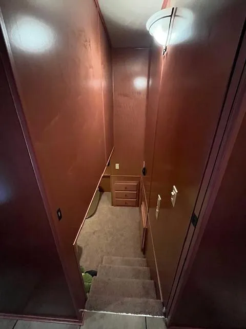 Slide: The Image of Funtime Houseboat 2009 - 16