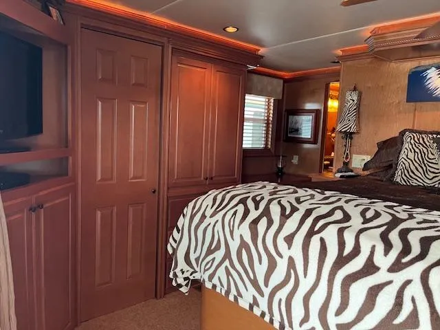 Slide: The Image of Funtime Houseboat 2009 - 19