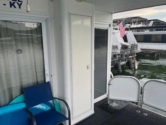 Slide: The Image of Funtime Houseboat 2009 - 24