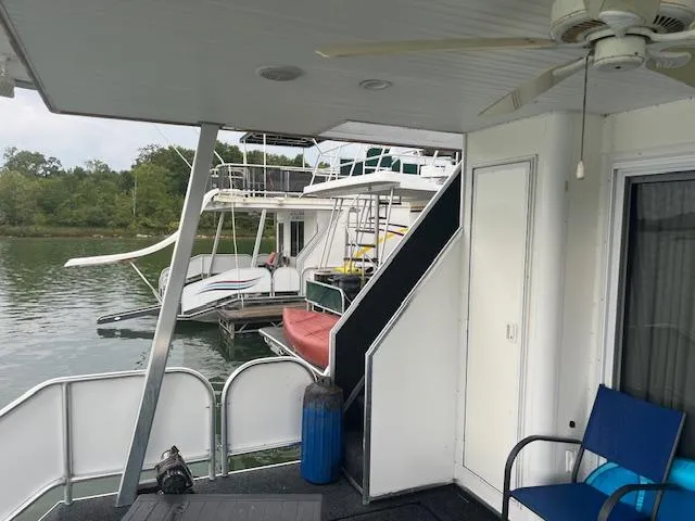 Slide: The Image of Funtime Houseboat 2009 - 25