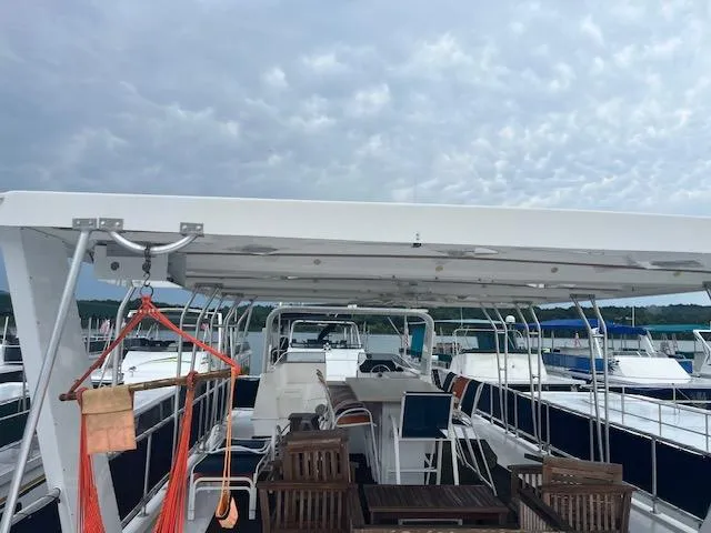 Slide: The Image of Funtime Houseboat 2009 - 26