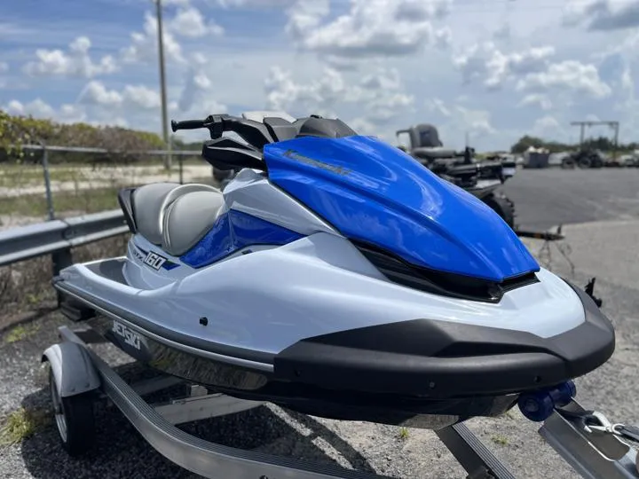 Slide: The Image of Kawasaki Jetski STX 160 2024 - 8