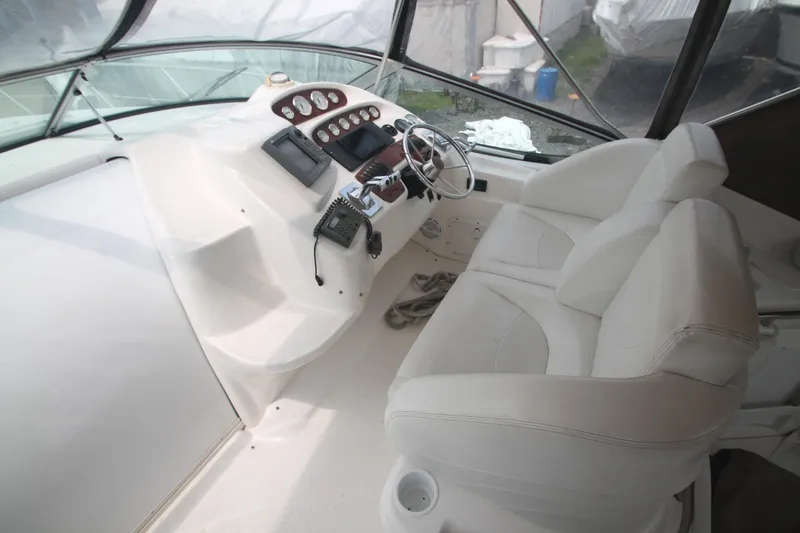 Slide: The Image of Helm Seating - 28