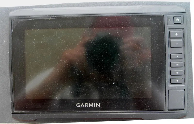 Slide: The Image of Garmin Display - 33