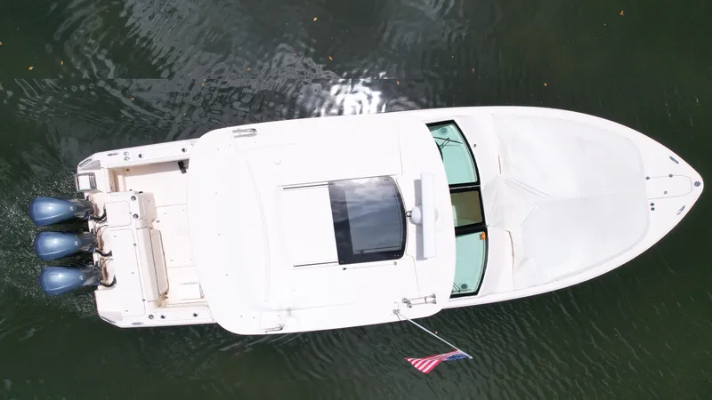 Slide: The Image of Overhead view of 2017 Grady-White Freedom 375 boat on water. - 10