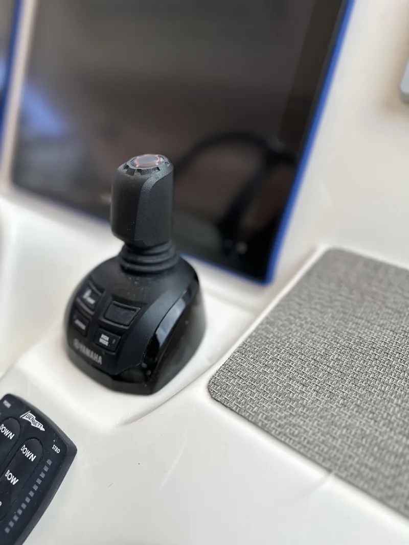 Slide: The Image of Grady-White Freedom 375 2017 - 53