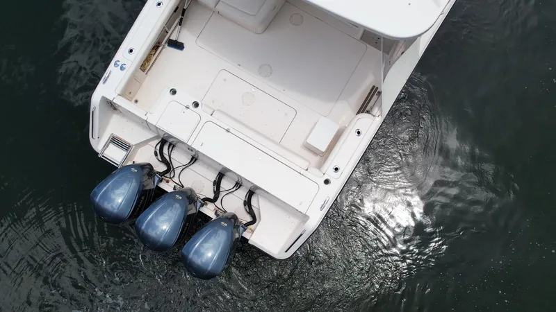 Slide: The Image of Grady-White Freedom 375 2017 - 58