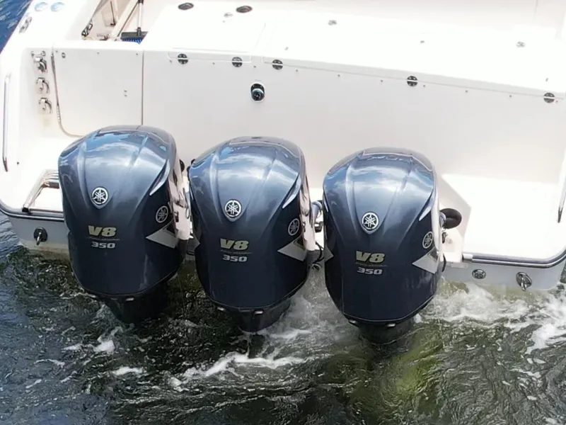 Slide: The Image of Grady-White Freedom 375 2017 - 66