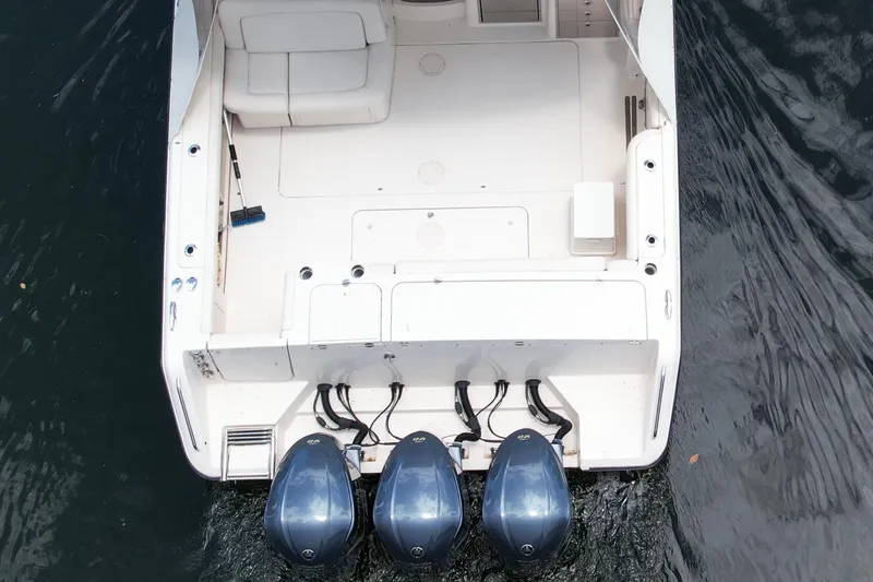 Slide: The Image of Grady-White Freedom 375 2017 - 68