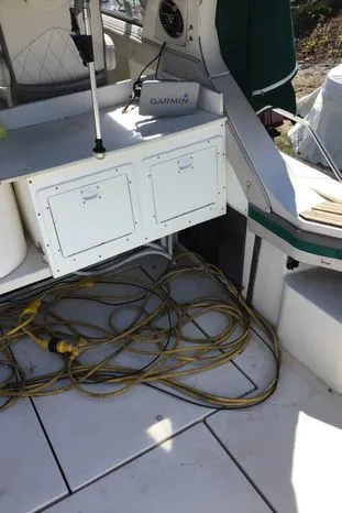 Slide: The Image of Cruisers Yachts Cruiser 3370 Esprit 1989 - 6