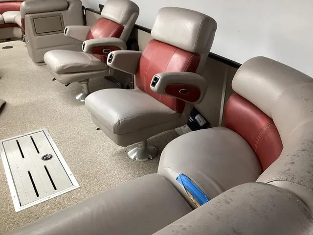 Slide: The Image of Premier Intrigue 275 RE Pontoon Boat 2010 - 20