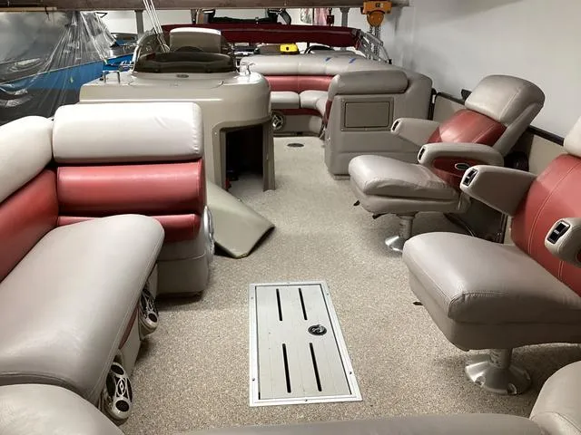 Slide: The Image of Premier Intrigue 275 RE Pontoon Boat 2010 - 21