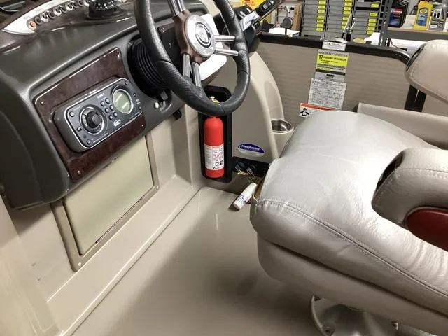 Slide: The Image of Premier Intrigue 275 RE Pontoon Boat 2010 - 33