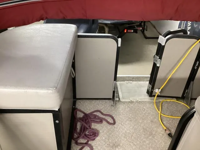 Slide: The Image of Premier Intrigue 275 RE Pontoon Boat 2010 - 36