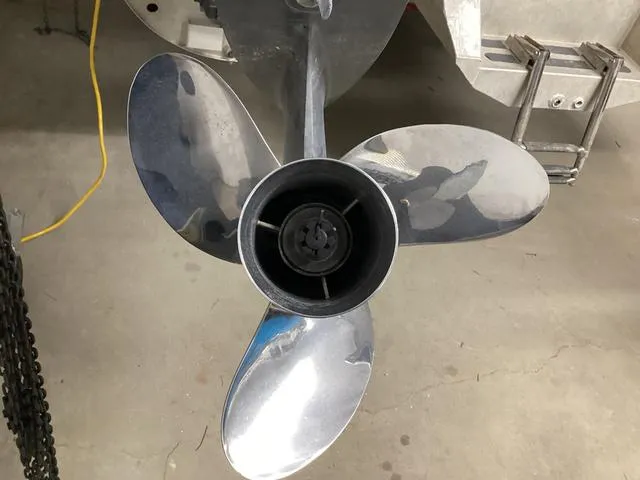 Slide: The Image of Premier Intrigue 275 RE Pontoon Boat 2010 - 5