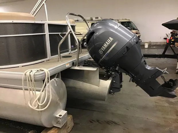 Slide: The Image of Godfrey SW2386SB 2020 - 5