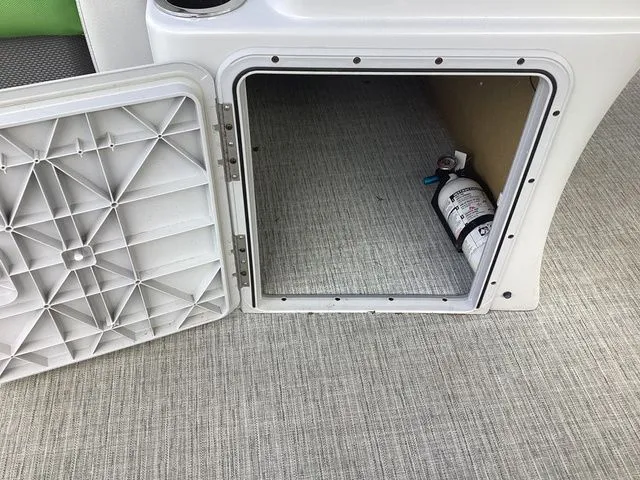 Slide: The Image of Godfrey Sweetwater 2386 C 2019 - 23