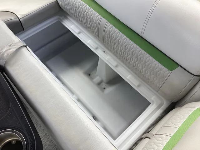 Slide: The Image of Godfrey Sweetwater 2386 C 2019 - 28