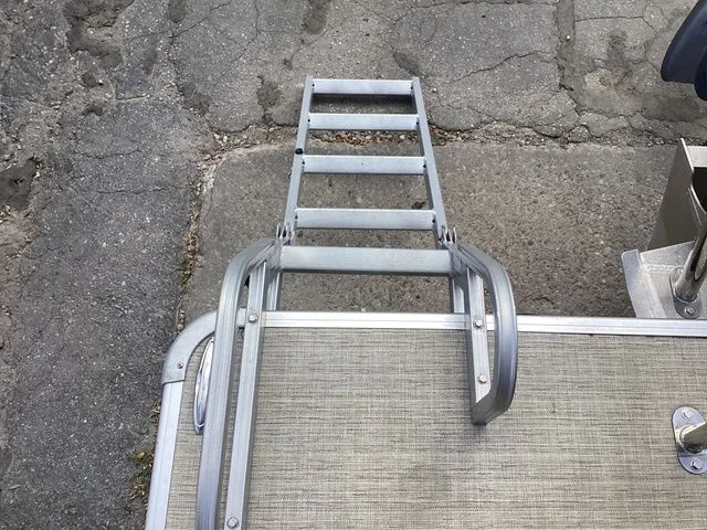 Slide: The Image of Godfrey Sweetwater 2386 C 2019 - 32