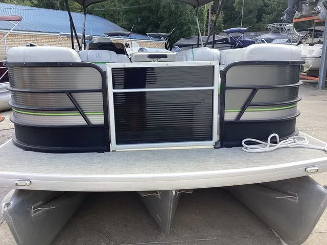 Slide: The Image of Godfrey Sweetwater 2386 C 2019 - 37