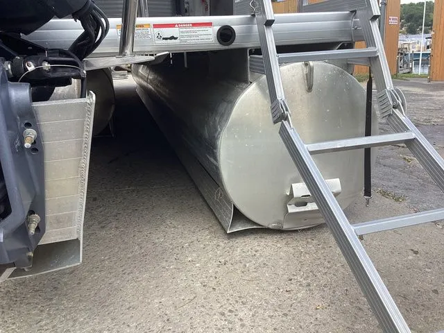 Slide: The Image of Godfrey Sweetwater 2386 C 2019 - 8