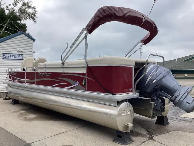 Slide: The Image of Godfrey Aqua Patio 240 2010 - 10