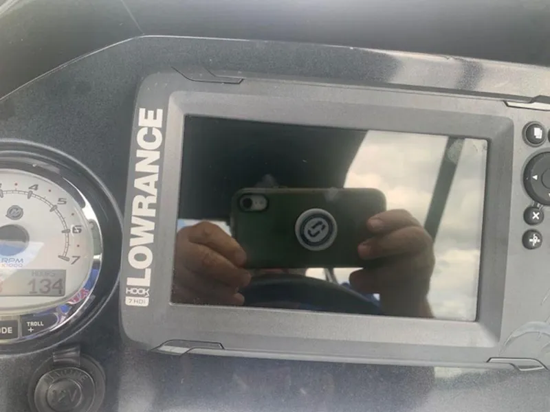 Slide: The Image of Lowrance HDS-7 display on 2020 Regency 230 DL3 boat dashboard. - 16