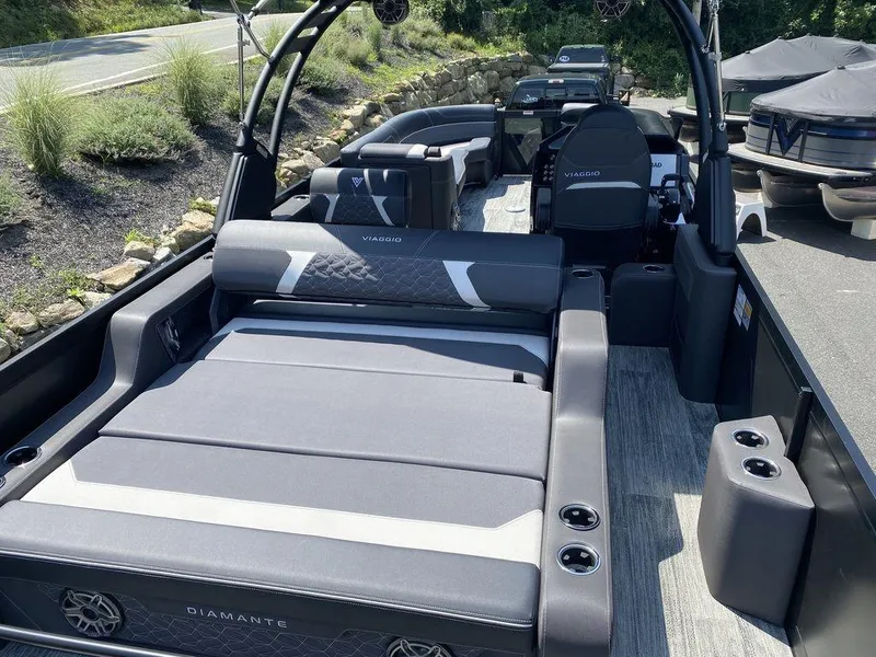 Slide: The Image of 2025 Viaggio Diamante 24S luxury pontoon boat with spacious seating and modern design. - 15